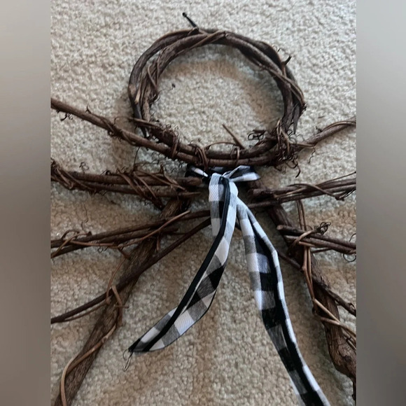 Angel Shaped Grapevine Natural Hanging Twig Wreath Hearts - Picture 2 of 4